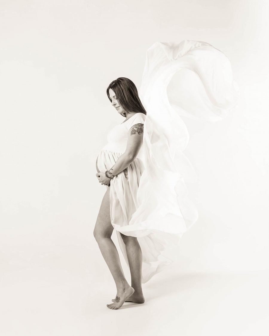 Maternity pregnancy photography in Bozeman, Montana